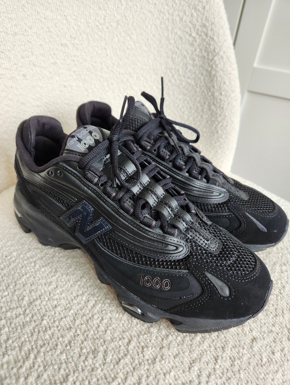 New Balance 1000 Black 8.5 D Men